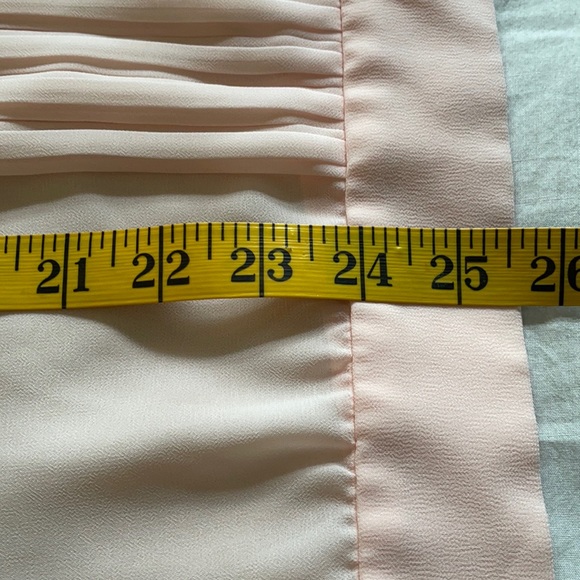 🎉 HOST PICK 🎉 NWOT  French Connection Baby Pink Chiffon Blouse, Size 10 - Picture 14 of 16